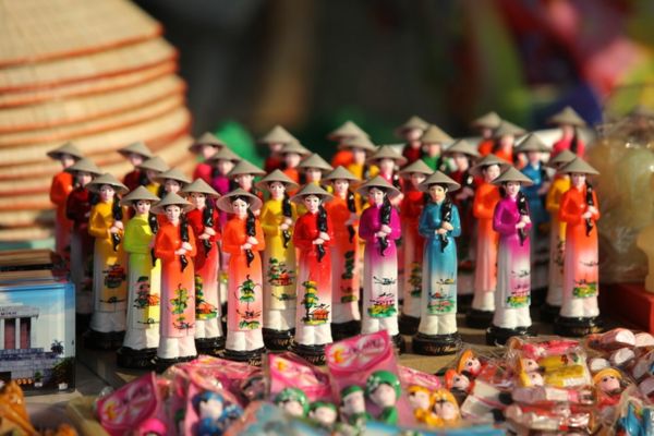 Cosa da comprare ad Hanoi? 20 migliori souvenir e indirizzi