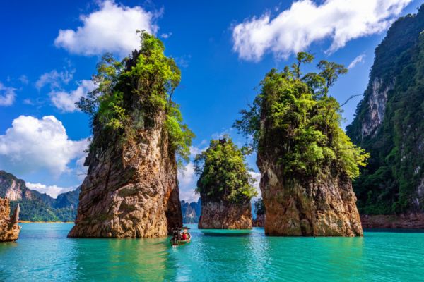 La guida completa a Surat Thani 2025: La porta d’accesso alle isole paradisiache