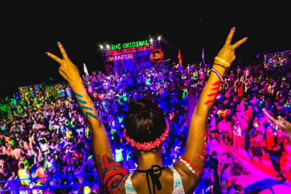 La guida completa Full Moon Party a Koh Phangan 2025