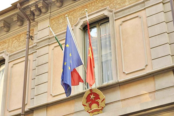 Tutto sulla bandiera del Vietnam