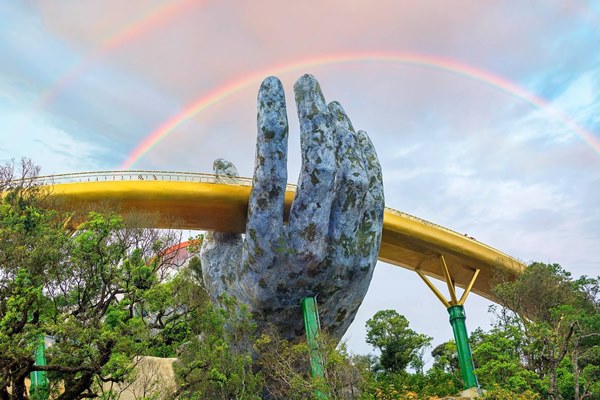 Ponte Dorato (Golden Bridge) - il nuovo simbolo del Vietnam