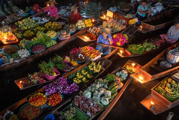 10 Mercati galleggianti da non perdere vicino a Bangkok