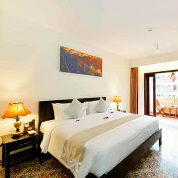 Hoi An River Green Boutique