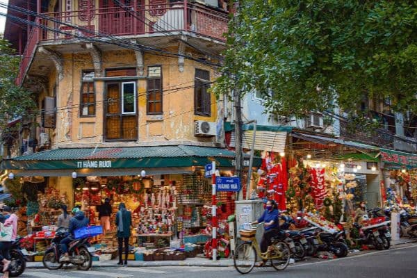 Hue - Visita di Hanoi