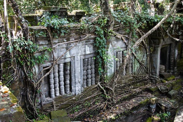 Siem Reap - Beng Mealea - Koh Ker - Siem Reap