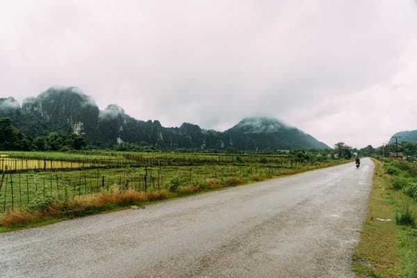 Phonsavan - Vang Vieng