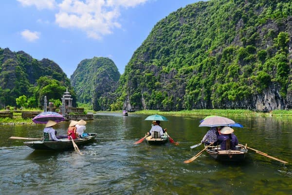 Hanoi - Hoa Lu - Tam Coc - Hanoi
