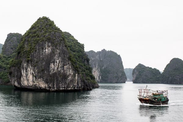 Baia di Halong - Hanoi - Danang - Hoi An