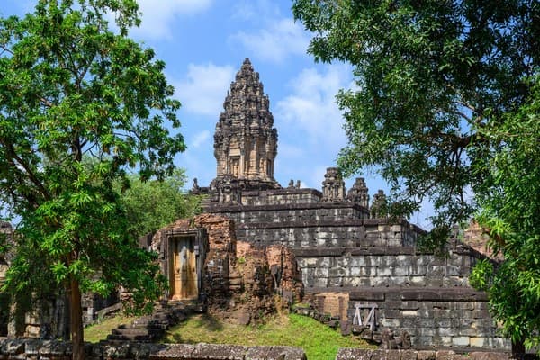 Phnom Penh - Siem Reap - Roluos