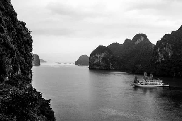 Baia di Halong - Hanoi - Hue 