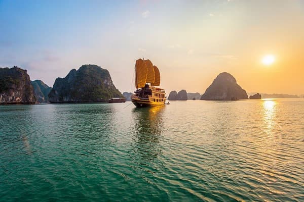 Hanoi - Baia di Halong 