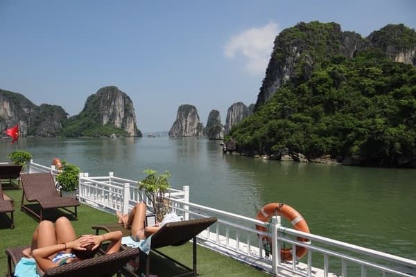 Visita ad Ha Long (a bordo)