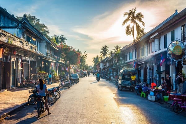 Luang Prabang - Siem Reap (Cambogia)