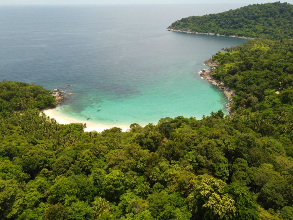 Phuket spiaggia Freedom, migliori spiagge della Thailandia da vedere