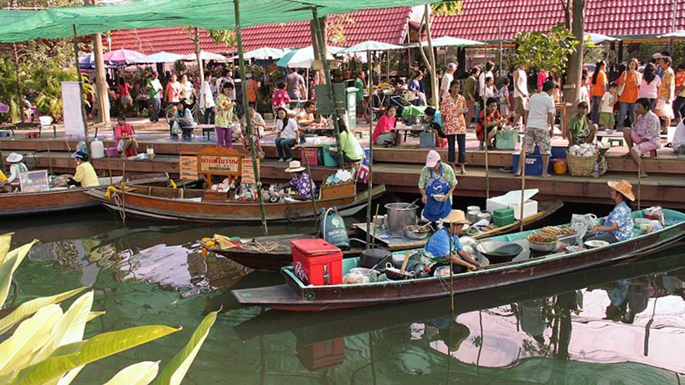 10 Mercati galleggianti da non perdere vicino a Bangkok