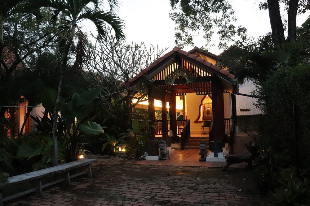 Tharaburi Resort