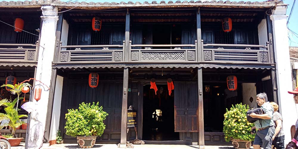 casa antica Phung Hung