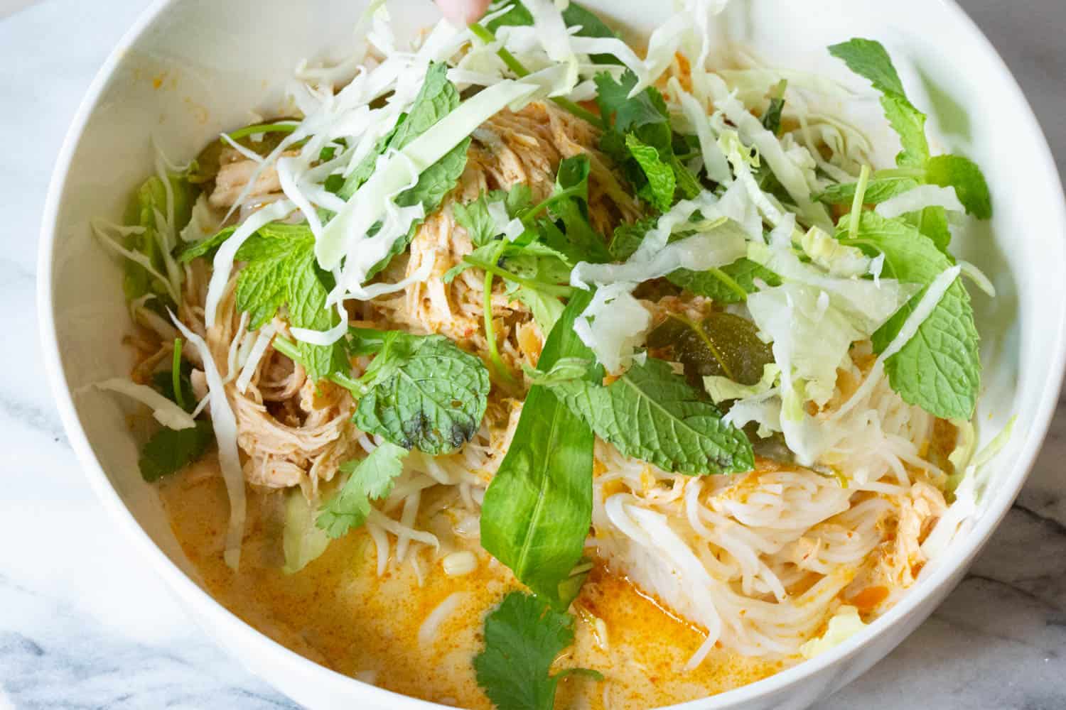 coconut khao poon laos cibo