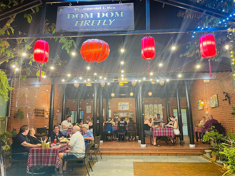 firefly restaurant bar hoi an