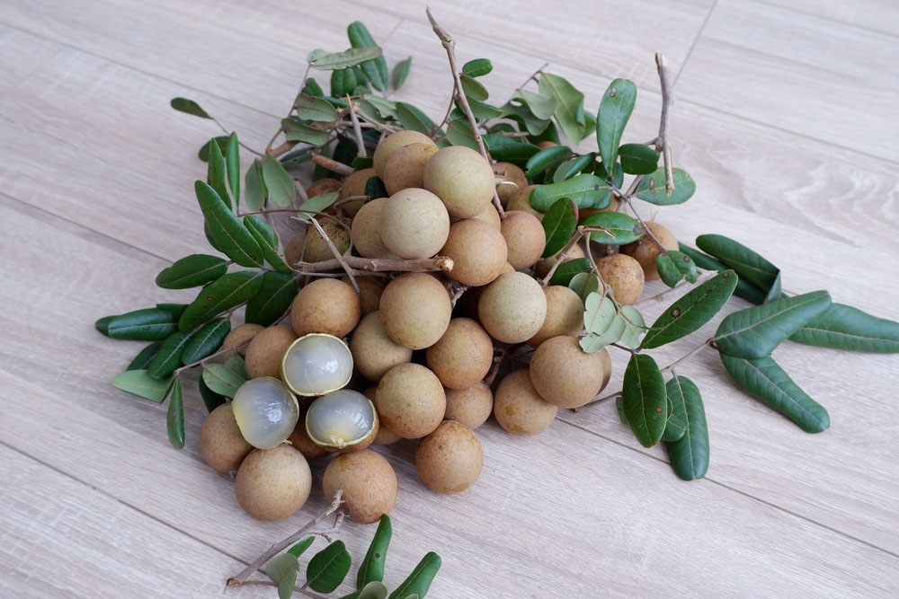 frutta tipica Vietnam longan