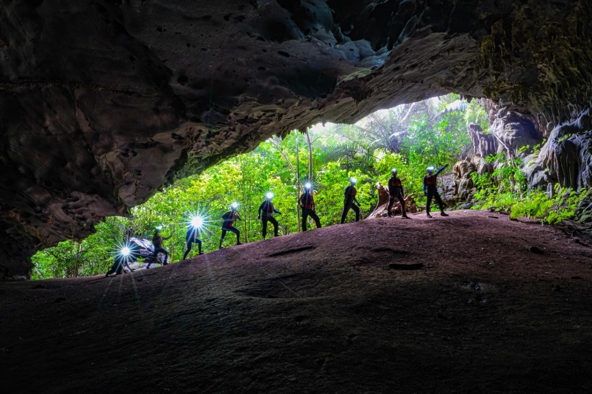 grotta del vietnam tu lan