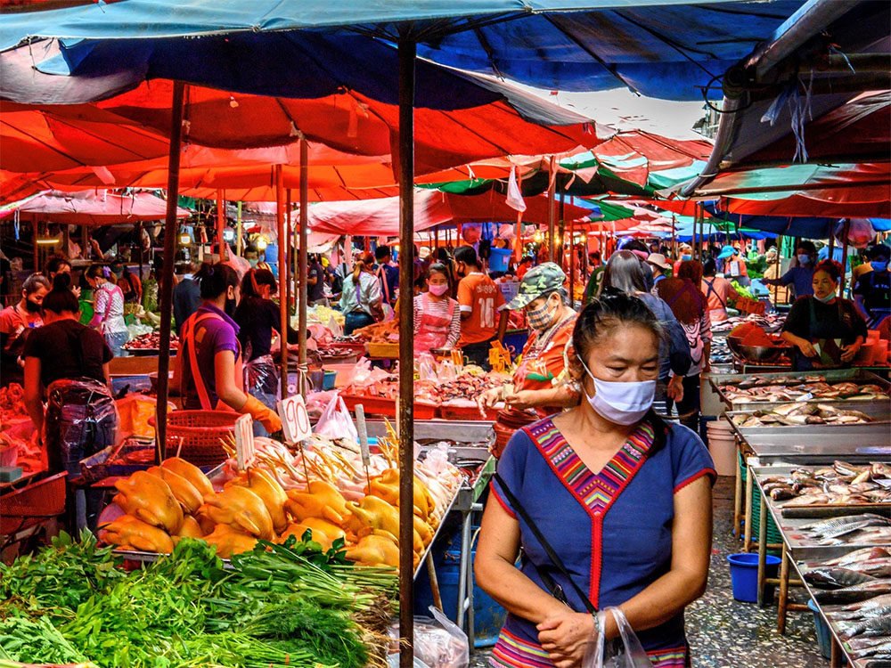 mercato khlong toei bangkok