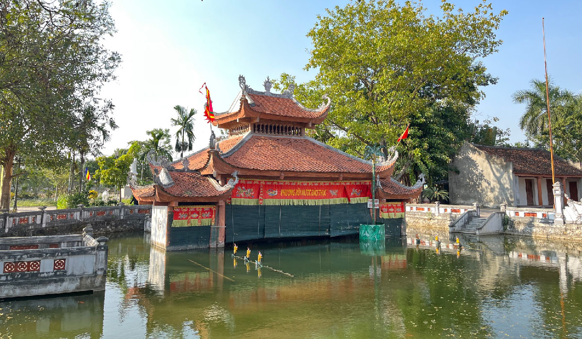 marionette sull'acqua vietnam palcoscenico