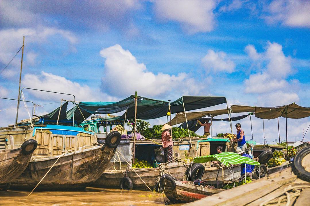 delta di mekong, mercato galleggiante long xuyen