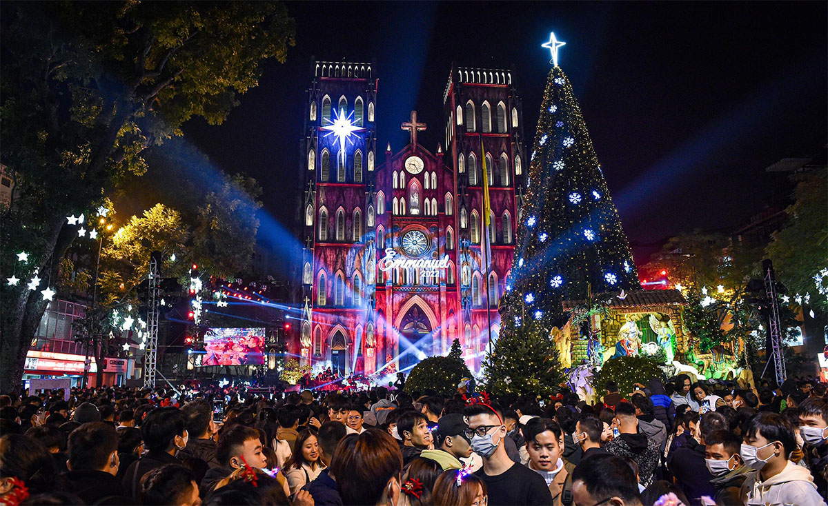 natale in vietnam hanoi