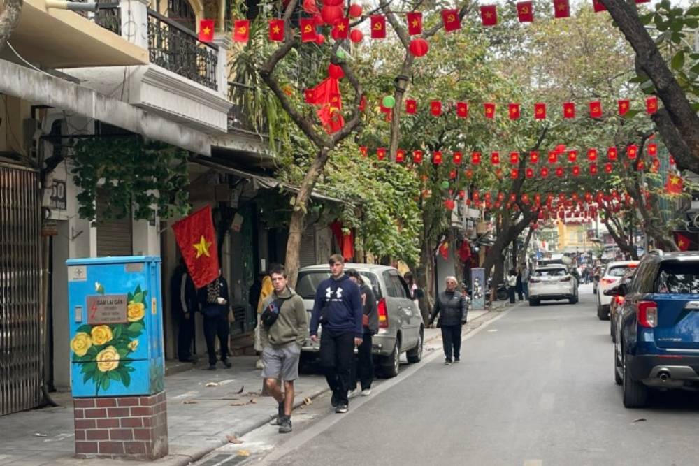 Strade deserte di Hanoi durante il capodanno lunare in Vietnam