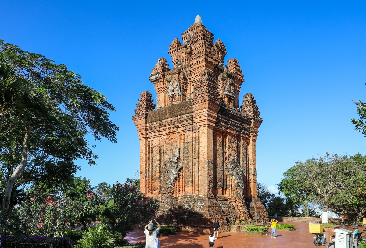 torre champa phu yen